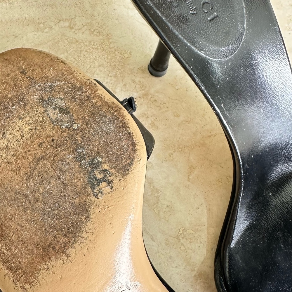 Beautiful Gucci heel slides, size 8.5